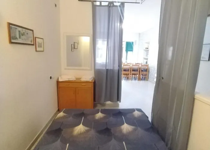 Vintage Flat Ligurian's Style * ורנאצה